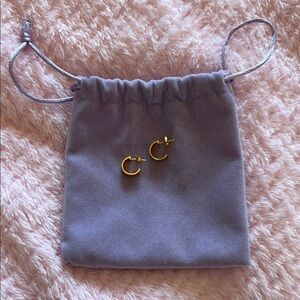 Elegant Mejuri Gold Daily Huggie Hoop Earrings